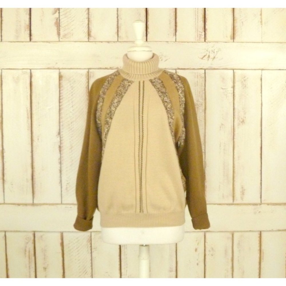 Tan brown knit wool pullover turtleneck vintage sweater